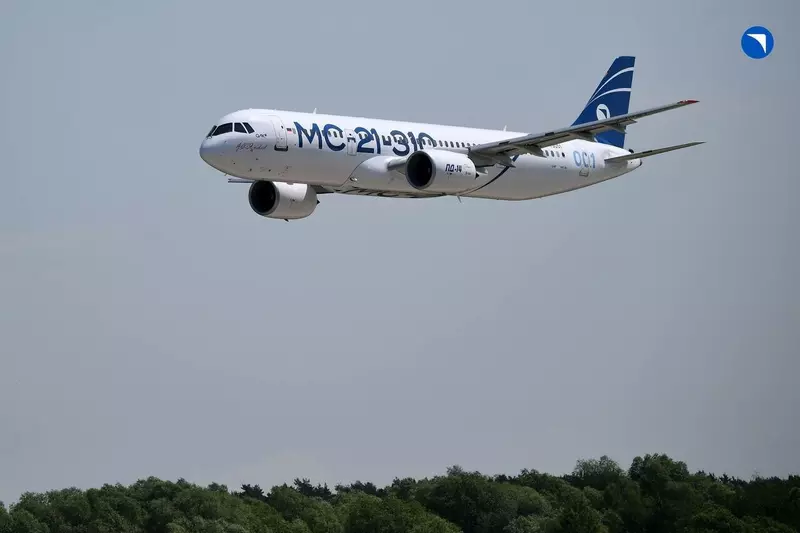 №3 для «новые самолёты: Первый опытный образец самолёта МС 21 с ПД 14 покрашен в новую ливрею ОАК»