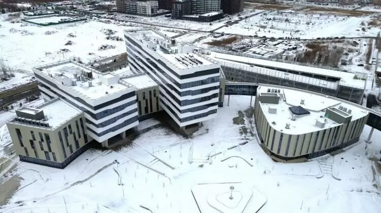 Фото #3 для новости «НОВАТЭК: НОВАТЭК построил вторую очередь Научно технического центра в Тюмени»