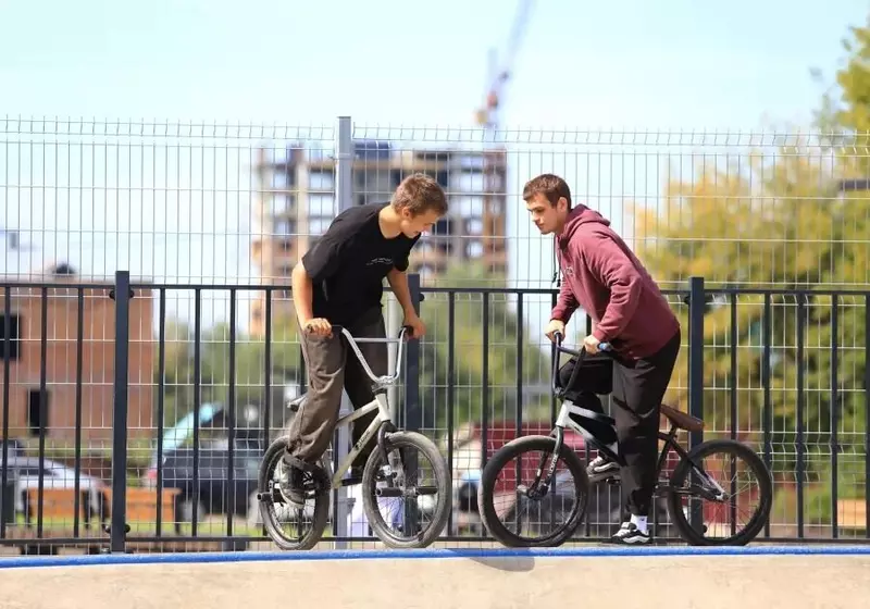 №4 для новости «Алтайский край: В Бийске открылся первый в Алтайском крае экстрим парк»