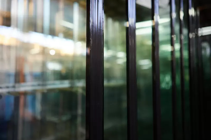 Картинка #5 для публикации «Один из немногих полностью восстановленных заводов Мариуполя»