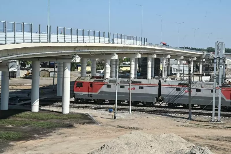 2 для поста «Тюмень: Новый путепровод через Транссиб построили в Ялуторовске Тюменская обл»