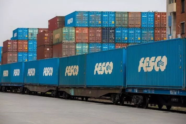 приступила к отправке фанеры в Восточную Азию с нового завода в Хабаровском крае