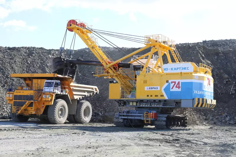 ИЗ КАРТЭКС поставил ЕВРАЗ КГОК партию экскаваторов