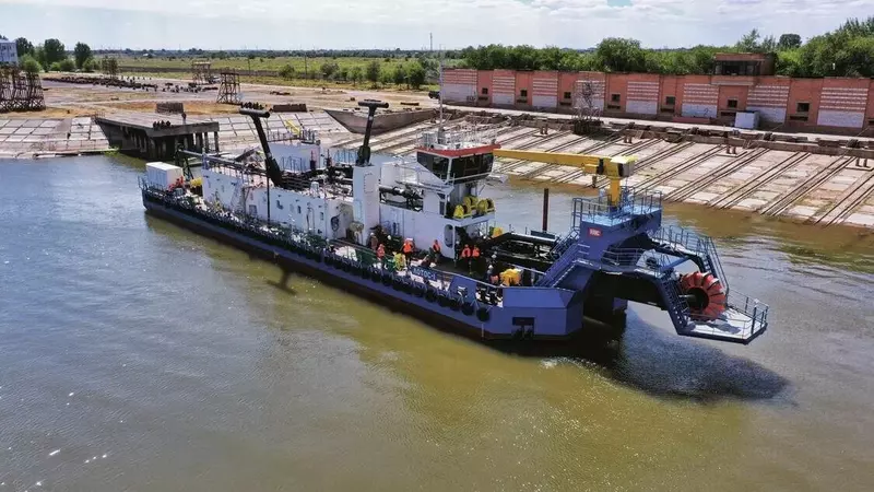 Фото №1 для публикации «Подписан договор...: Южный центр судостроения и судоремонта заключил контракт на поставку шести земснарядов»