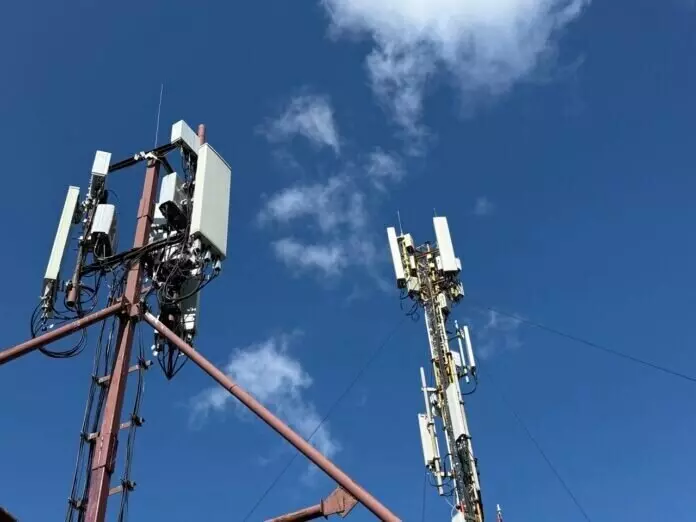 МегаФон заключил контракт на поставку 1500 базовых станций российского производителя