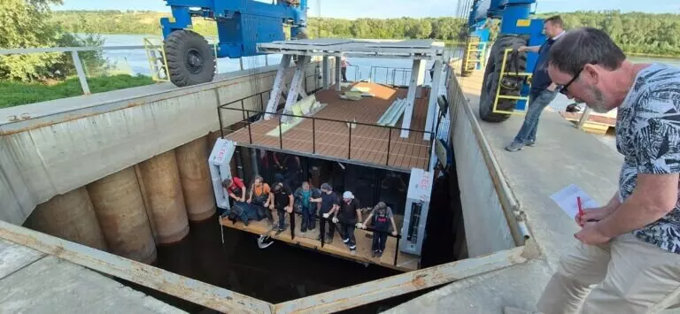 В Нижнем Новгороде спустили на воду два судна хаусбота