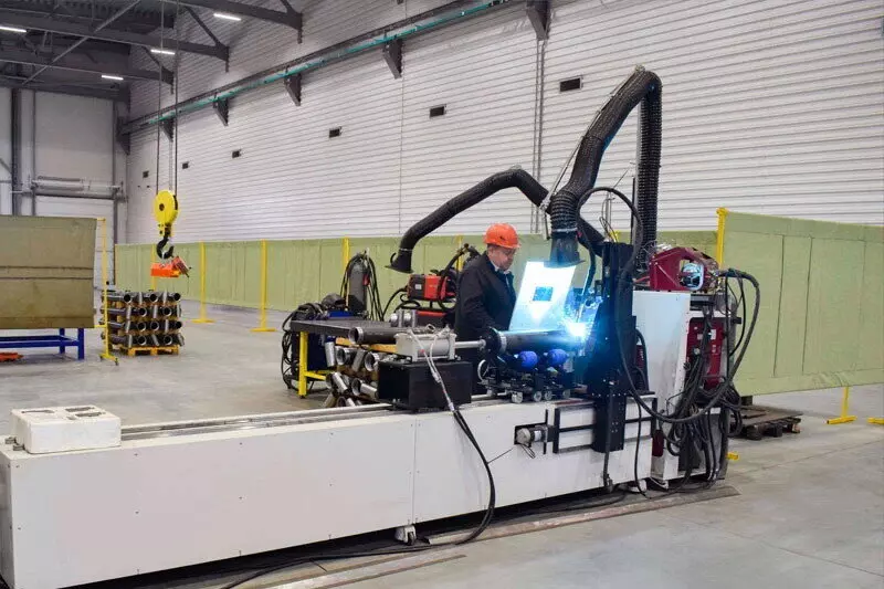 Уральский завод подъемных механизмов АНТ запустил собственное производство гидроцилиндров