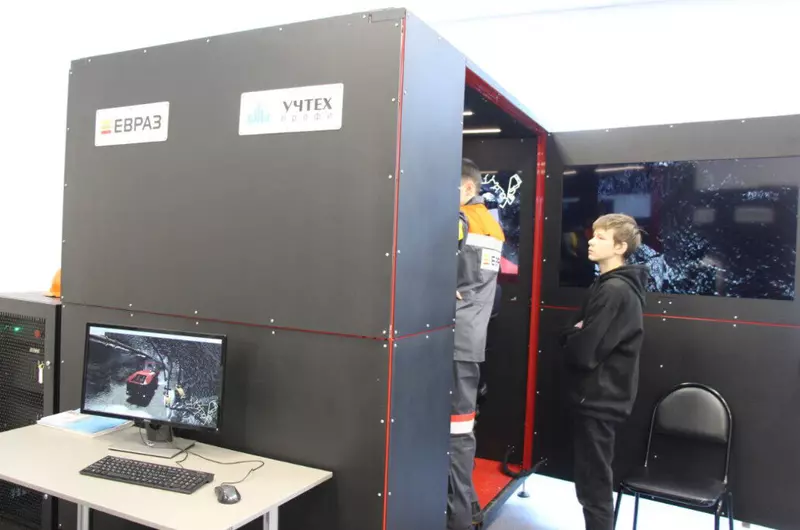 ЕВРАЗ открыл уникальный Центр профессиональных компетенций в Кемеровской области