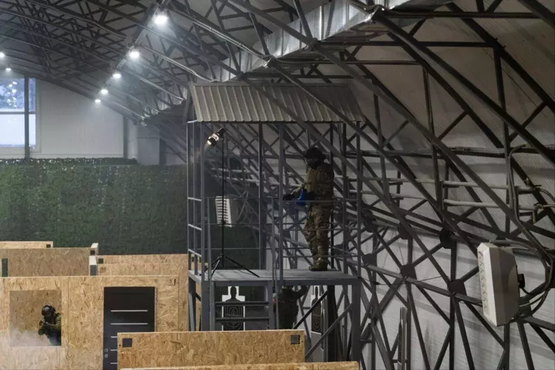 Изображение #2 для новости «Ноябрьск: В Ноябрьске открылся первый на Ямале центр военно тактической подготовки»