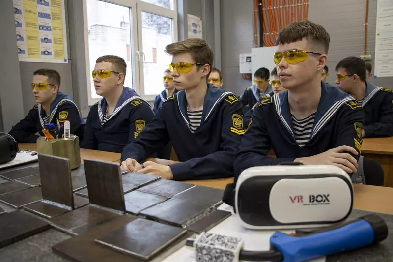 №3 для публикации «образовательный центр: ВГУВТ открыл суперсовременный Сварочный полигон»