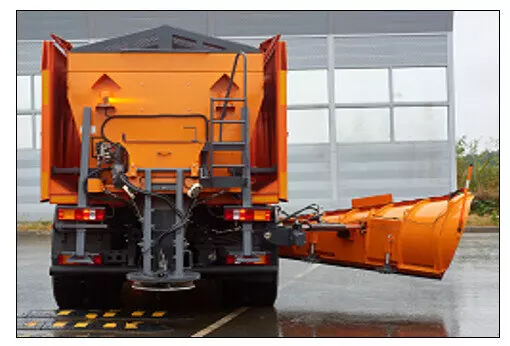 Картинка #8 для публикации «КДМ: ОАО РИАТ в серию запущен спецавтомобиль комбинированная дорожная машина»