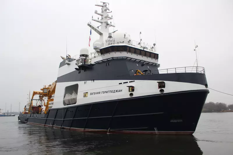 Подписан приёмный акт по океанографическому исследовательскому судну Евгений Горигледжан