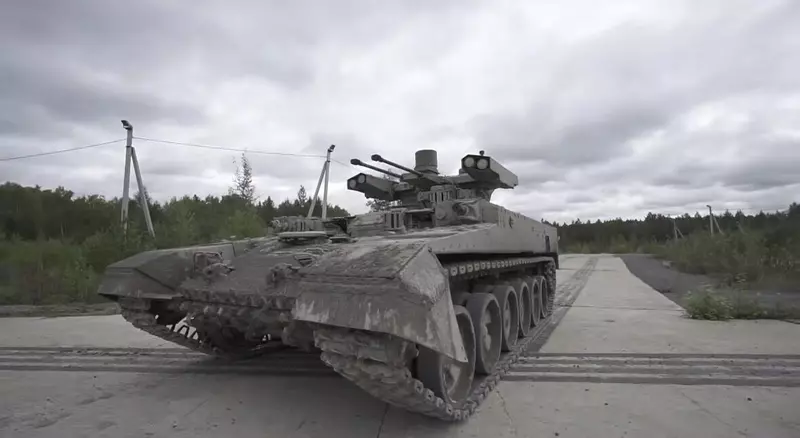 Терминаторы для фронта армия получает усиленные БМПТ