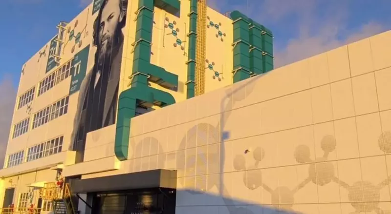 Фото #5 для поста «Сибур: Центр пилотирования технологий полиолефинов открыли в Тобольске»