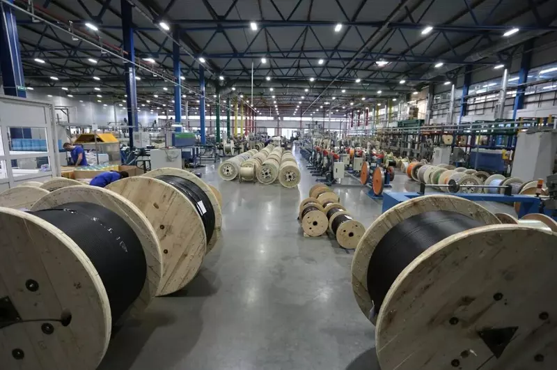 Картинка №1 для статьи «Производство: Завод Инкаб запустил новую линейку подводных оптических кабелей»