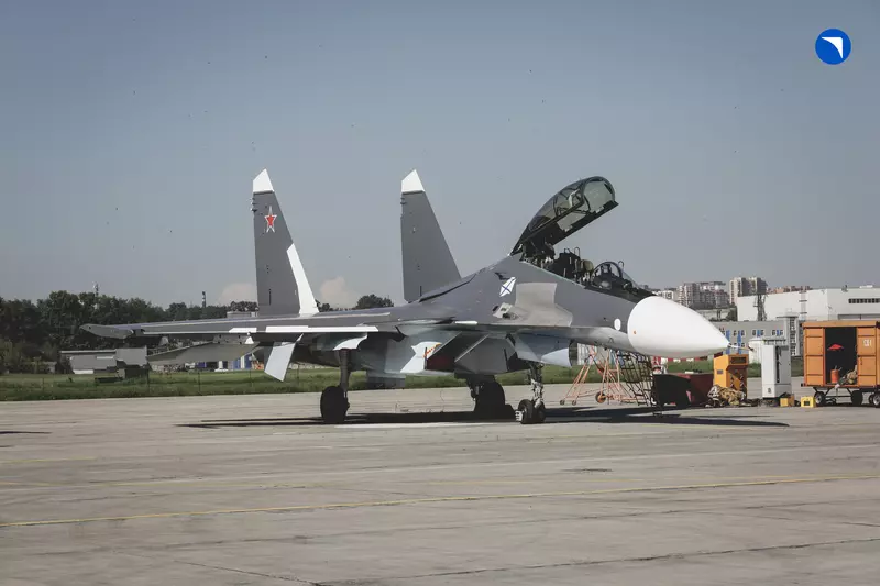 Изображение #2 для публикации «армия: Российские авиастроители изготовили и передали Минобороны самолеты Су 30СМ2»