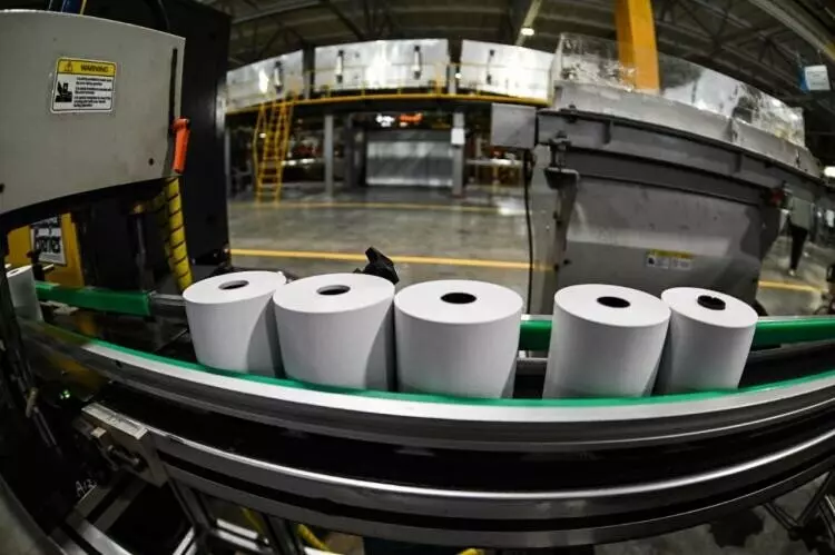 Иллюстрация #2 для новости «Тюмень: В Тюменской области запущено единственное в России производство термобумаги и чековой ленты»