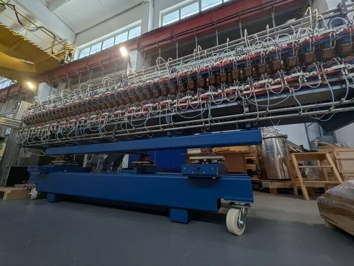 Ученые создали устройство которое поможет разглядеть атомы на синхротроне СКИФ