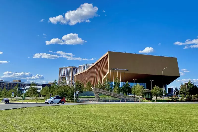 Фото #1 для публикации «Транспорт: В РФ готова технология оптимизации дорожного трафика с помощью квантовых вычислений»