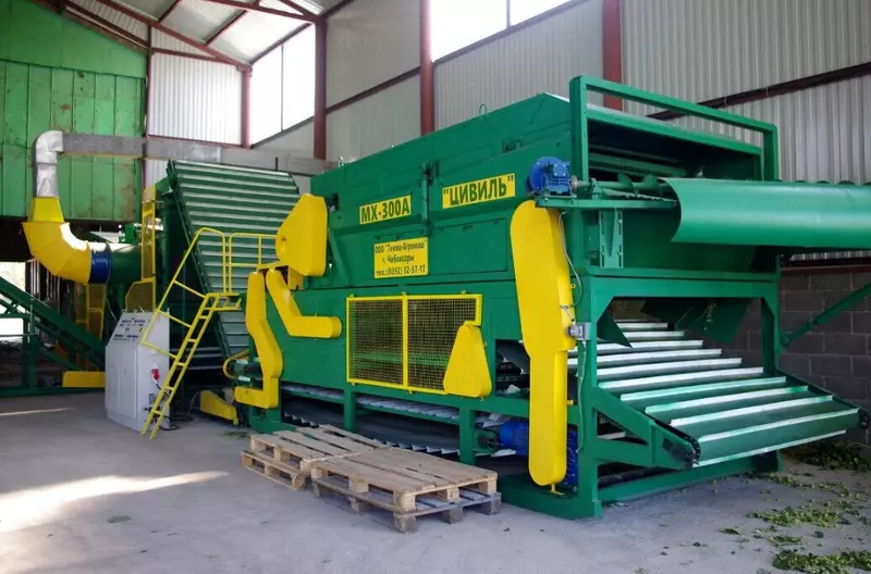 №7 для новости «Российская компания представила первый хмелеуборочный комплекс»