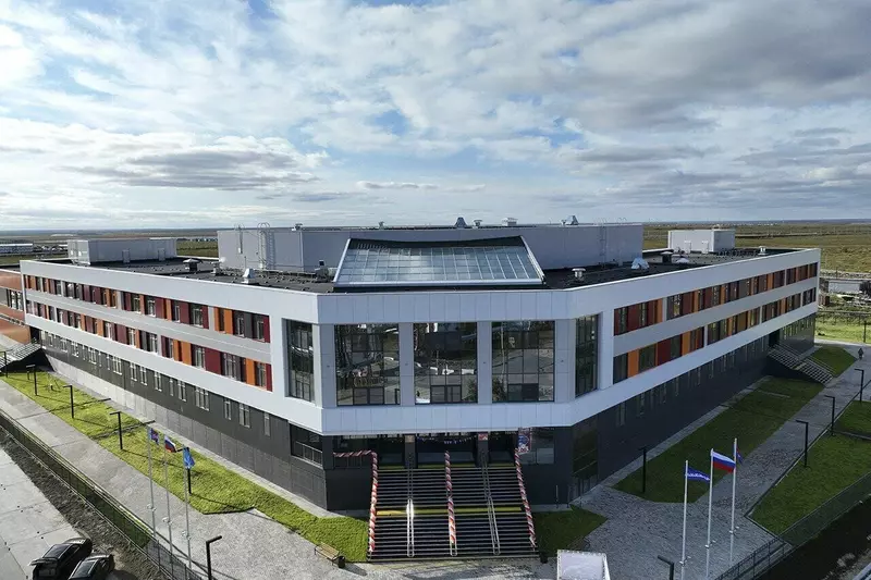 #2 для новости «Ямал: Образовательный центр Полярная звезда открылся на Ямале»