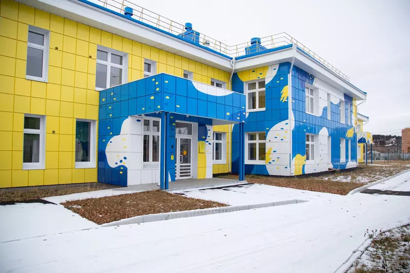 Иллюстрация №4 для новости «Тулун: Ещё одна новая школа и детский сад построены в пострадавшем от паводков Тулуне»