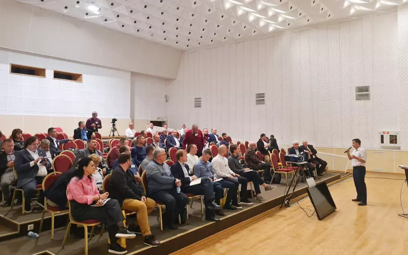 на Международном полимерном симпозиуме