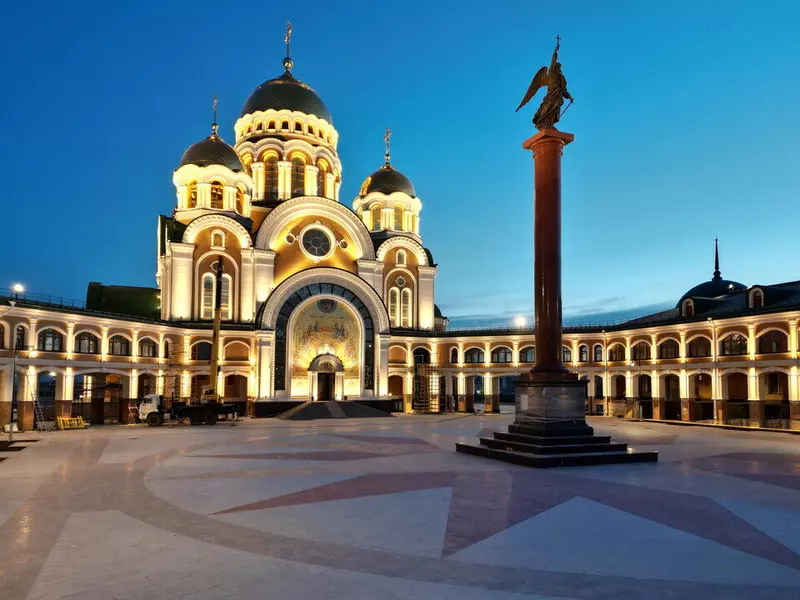 Фото #6 для публикации «Салехард: В Салехарде открылся самый большой храм в Арктике»