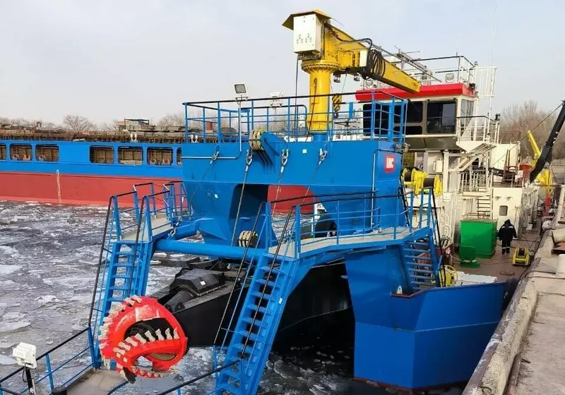 На СЗ Лотос начались приемочные испытания земснаряда Лотос 3 проекта 93