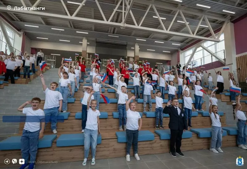 Фото №7 для публикации «Две новые школы открыли свои двери для ямальских школьников»
