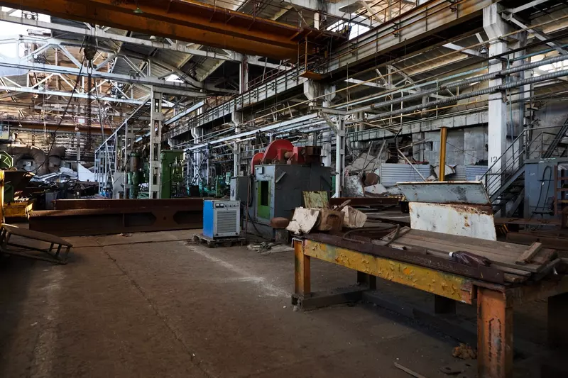 Изображение 4 для статьи «Восстановление завода Азовмаш идет полным ходом»