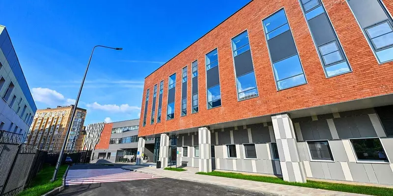 Иллюстрация №5 для поста «Обзор В сентябре 2025 года в России были открыты 21 новая школа и детский сад»