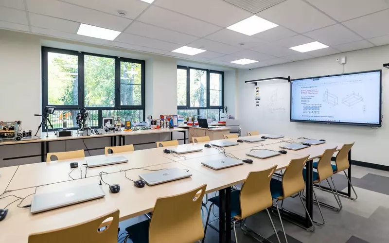 2 для поста «: »