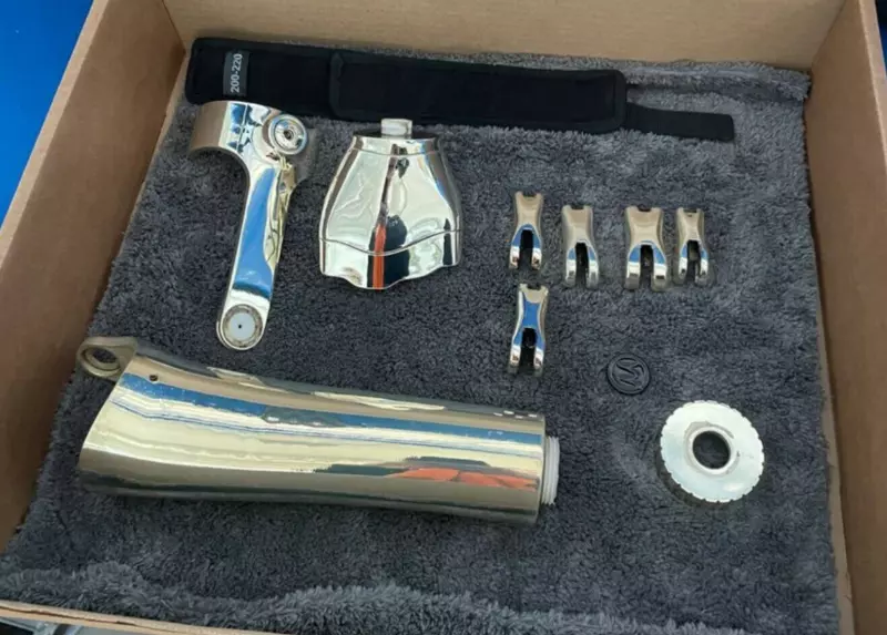 Протез, готовый к установке.