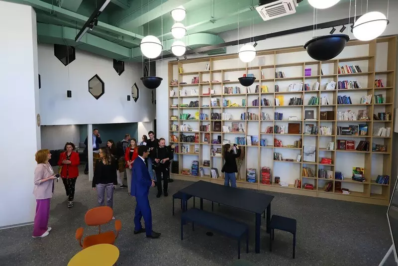 Картинка 7 для новости «Санкт-Петербург: На территории Левашовского хлебозавода в Петербурге открылось новое культурное пространство»