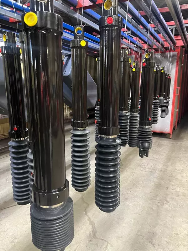 В Подмосковье началось серийное производство гидроцилиндров для спецтехники с поддержкой ФРП