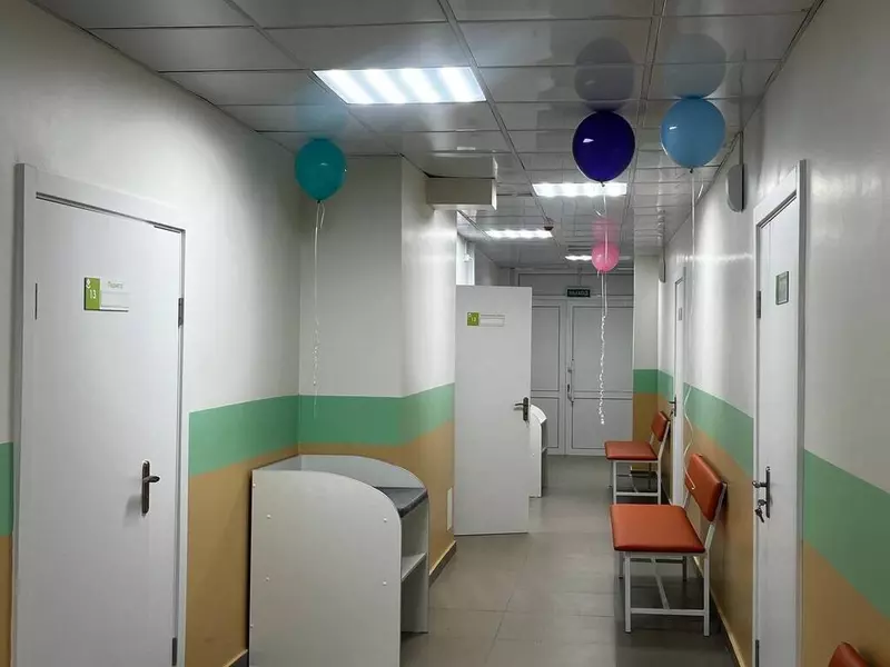 Иллюстрация #2 для поста «новые медучереждения: В Карымском округе после масштабной модернизации открылась обновленная детская поликлиника»