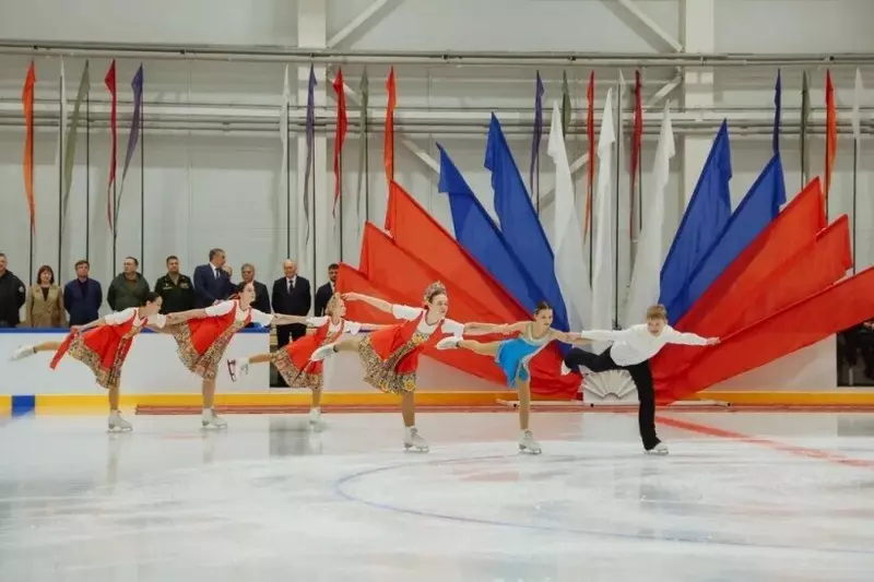 Иллюстрация 3 для поста «Амурская область: В Белогорске Амурской области открыли первую круглогодичную ледовую арену»