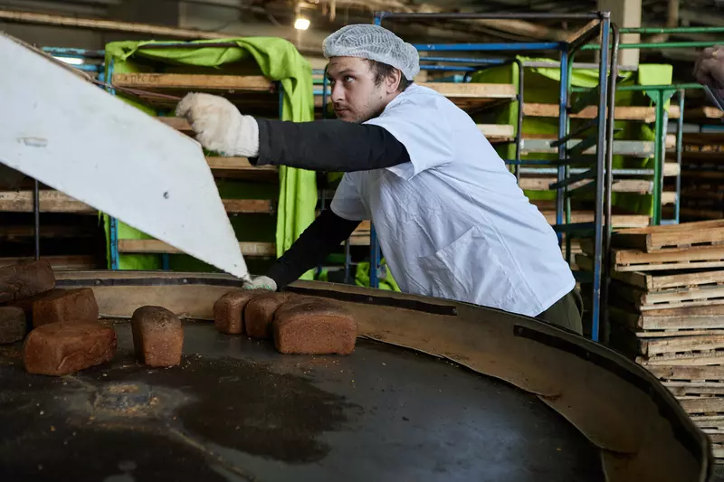 Иллюстрация #11 для новости «Шахтерский хлебозавод ДНР настоящий хлеб по старым рецептам»