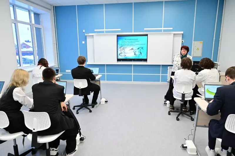 Картинка 1 для поста «Детские сады и школы: Под Уфой открыли школу детсад для двух деревень»