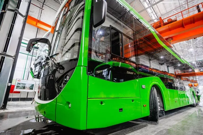 #1 для публикации «Транспорт: Первая партия новых троллейбусов СИНАРА отправилась в Калининград»