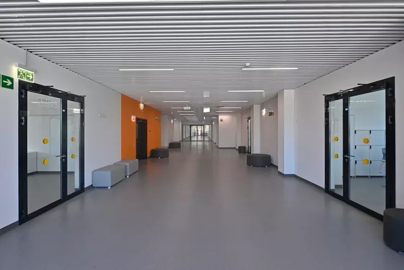 23 для «В Москве открылось новое здание школы 338»