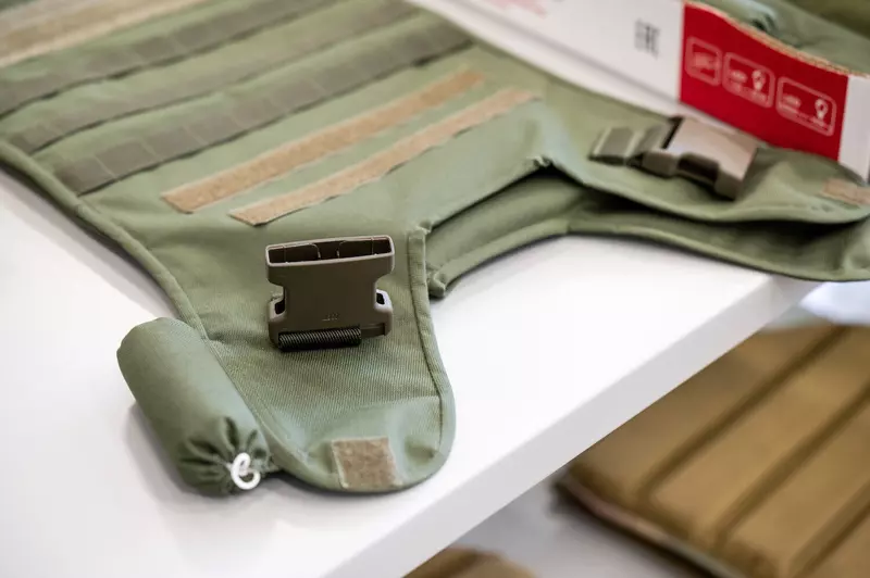 Ростех создал модификацию бронежилета Оберег для саперов