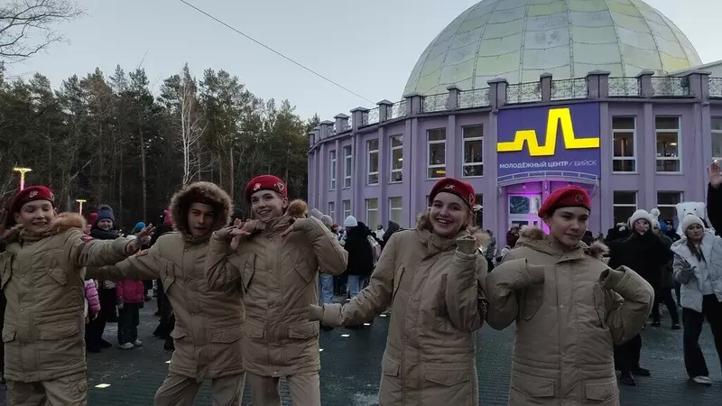 Картинка 15 для статьи «В Бийске открылось креативное пространство Место для молодежи»