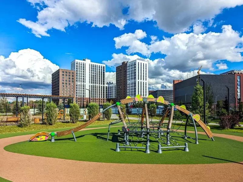 №1 для поста «: »