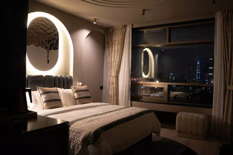 Иллюстрация 9 для «В России открылись новые гостиницы»