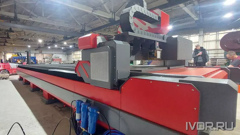 Монтаж станка лазерной резки металла INVADER PRO-1560