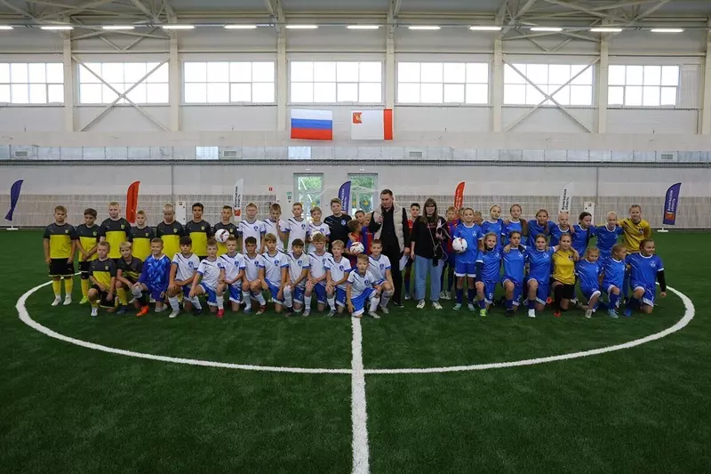 Изображение 5 для «Первый крытый футбольный манеж открыли в Вологде»