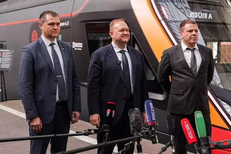 Изображение №2 для «Москва: Состоялась церемония торжественного запуска в эксплуатацию сотого электропоезда Иволга 4»