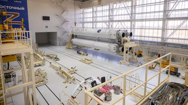Иллюстрация #6 для поста «Роскосмос: На космодроме Восточный продолжаются работы с ракетой Ангара НЖ»